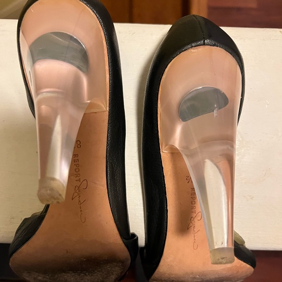 SIGNATURE REPORT PERP TOE HEELS - Picture 3 of 7